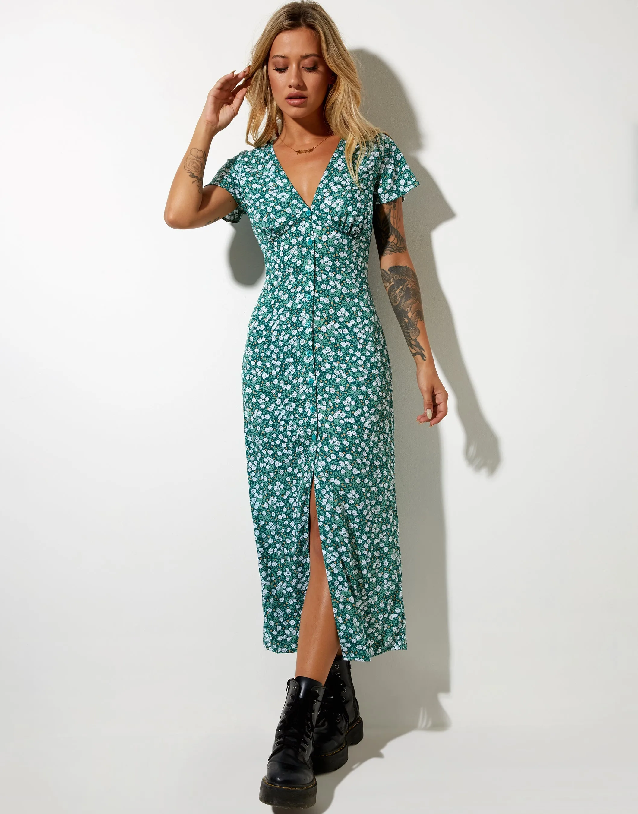 Larin Midi Dress in Floral Field Green