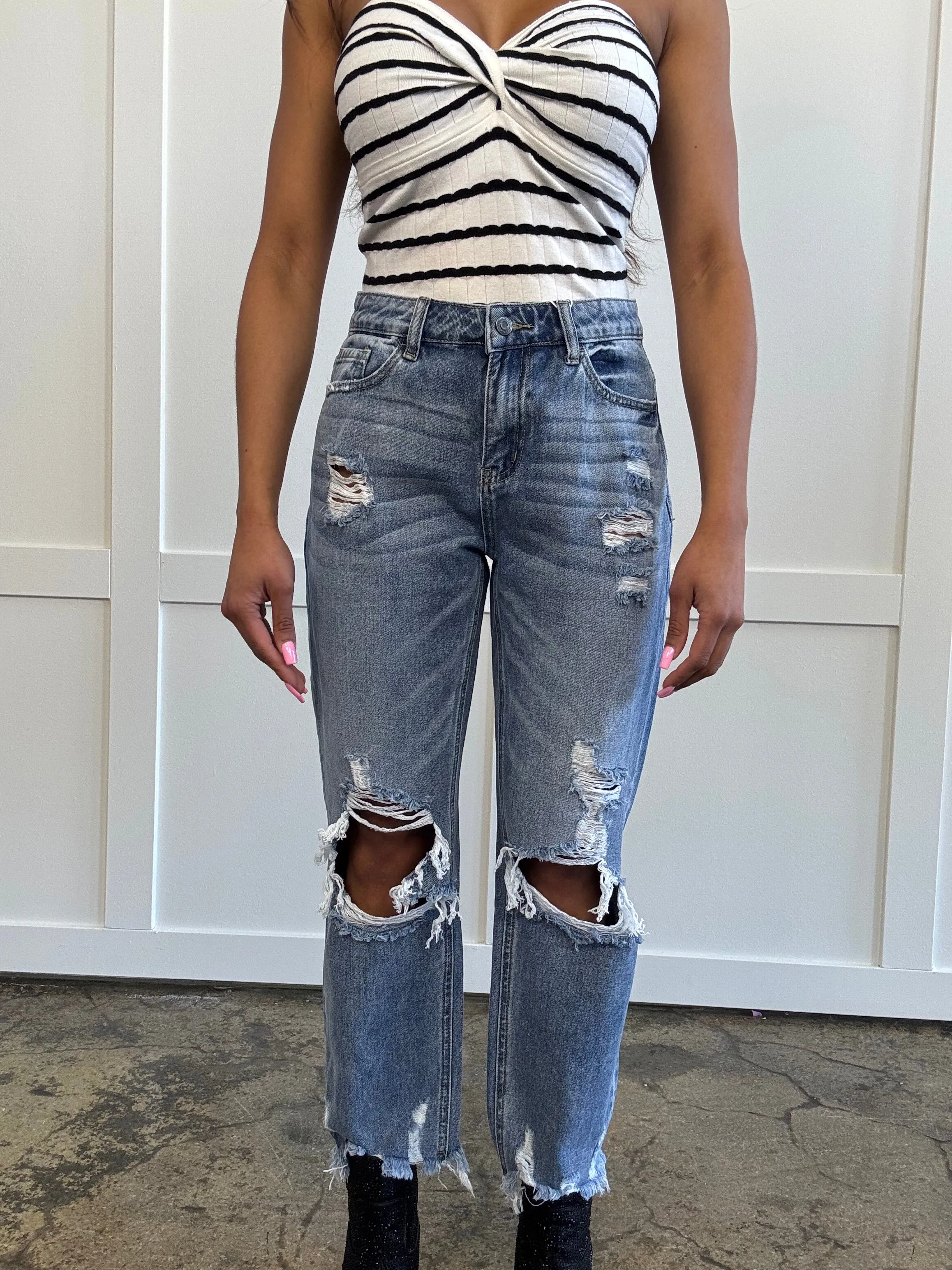 Making My Way Downtown Distressed Cropped Jeans