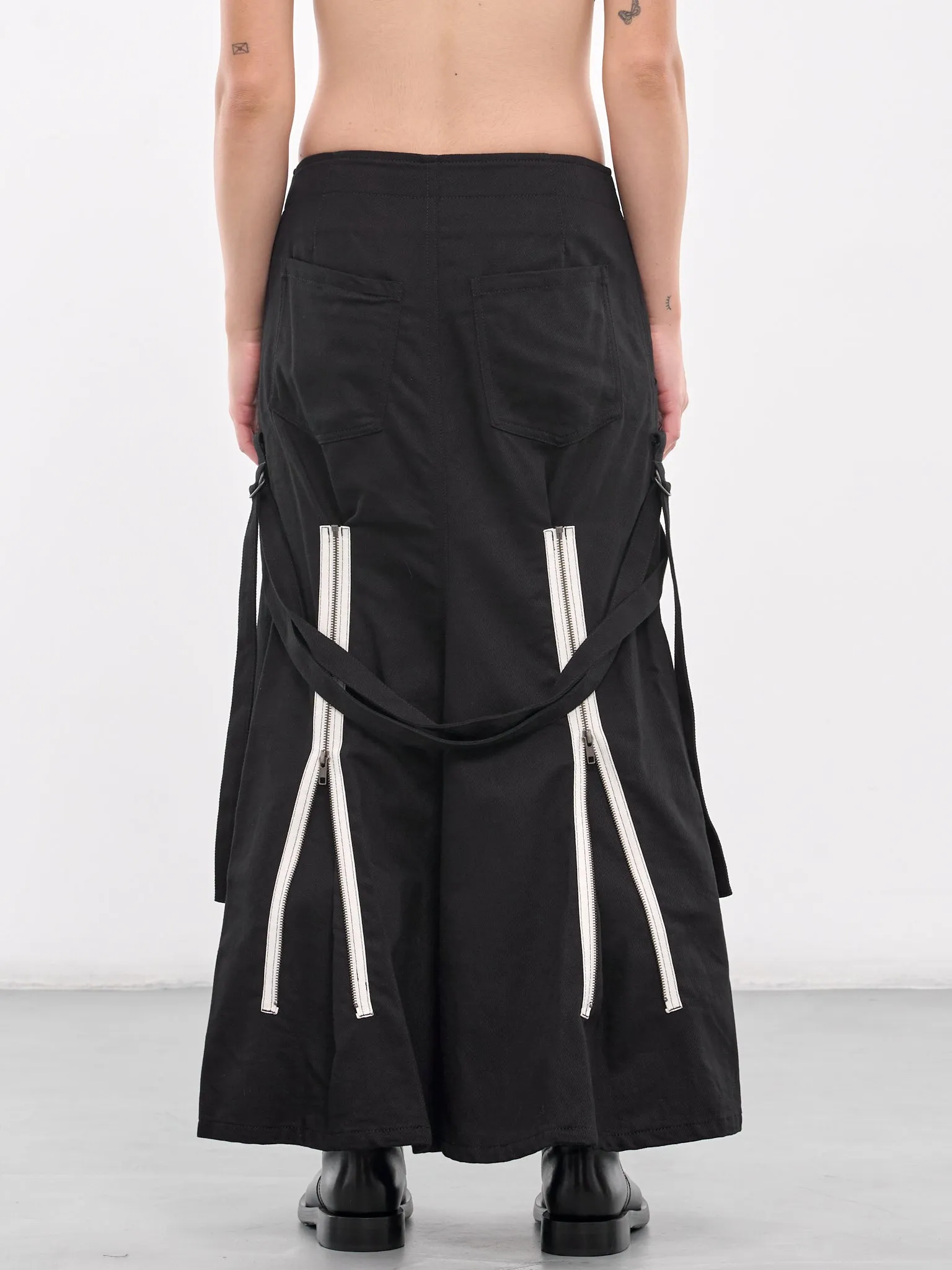 Strap Detail Skirt (LO-S12-010-BLACK)