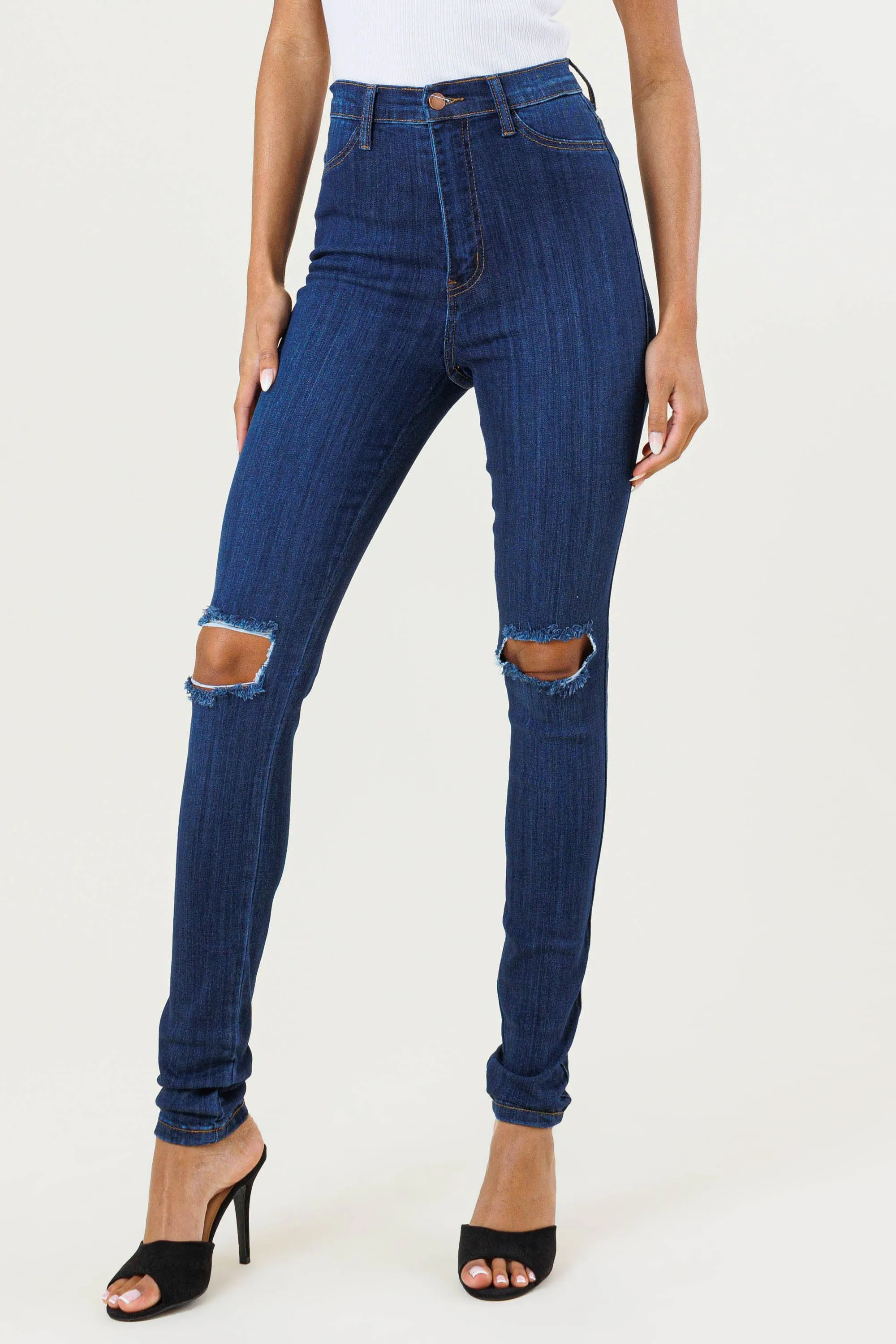 Wonder Skinny Jeans